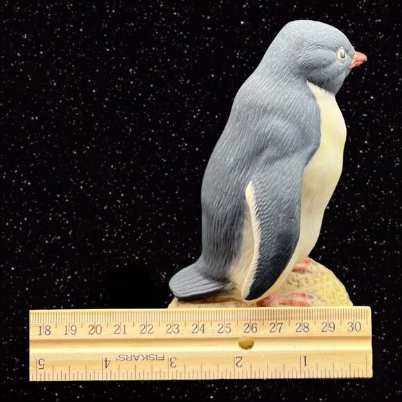 Aynsley Adelie Penquin Fine Porcelain by John Aynsley 1975 England Porcelain - Picture 9 of 9